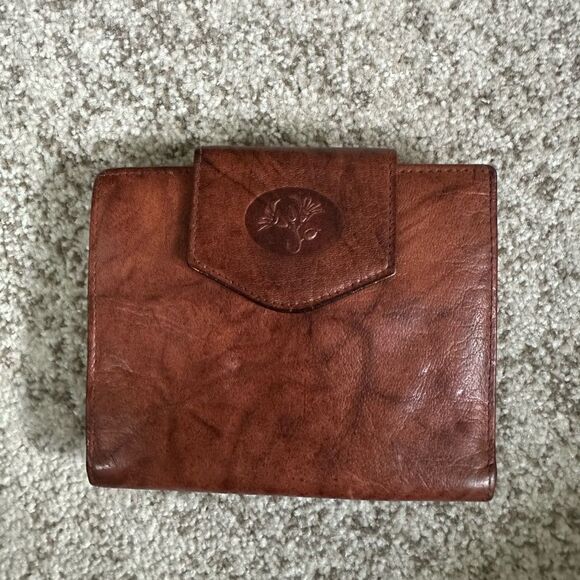Button Brown Leather Bifold Wallet - Picture 1 of 6